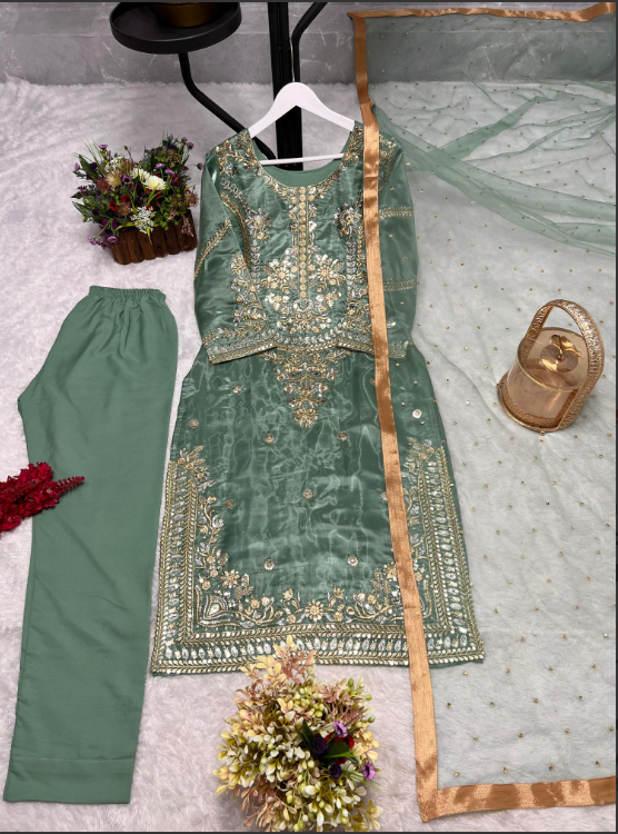 Pastel Green Dress_013